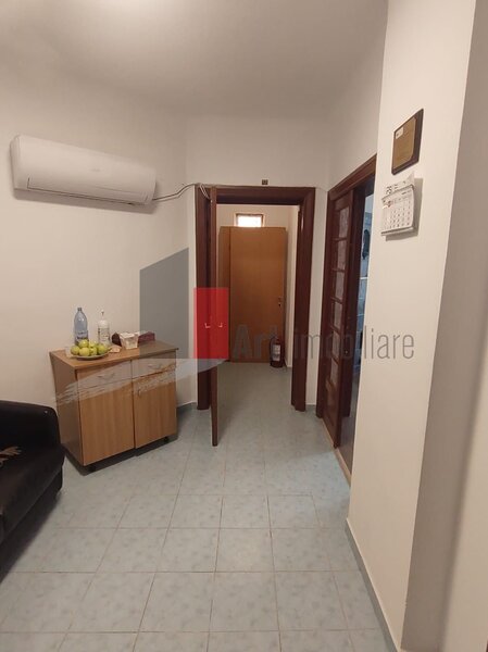 Tineretului, vanzare apartament decomandat 3 camere in vila.